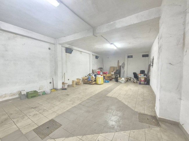 Garage/Box/Posto auto in vendita a Roma (RM)