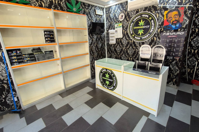 Locale commerciale in vendita a Roma