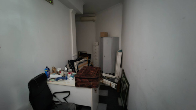 Locale commerciale in vendita a Roma