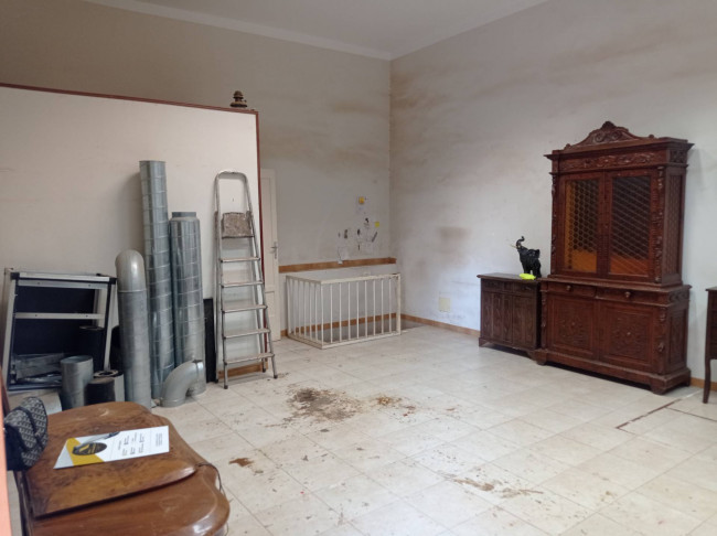 Locale commerciale in vendita a Roma