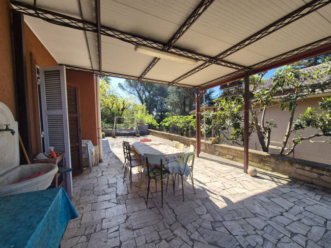 Villa in vendita a Gallicano nel Lazio