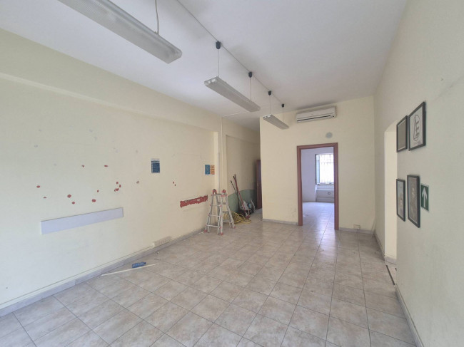 Locale commerciale in vendita a Roma