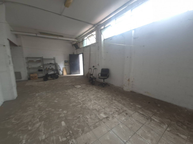 Locale commerciale in vendita a Roma