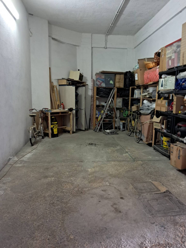 Box o garage in vendita a Roma