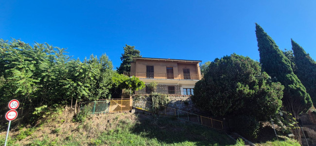 Casa singola in vendita a Chiusi
