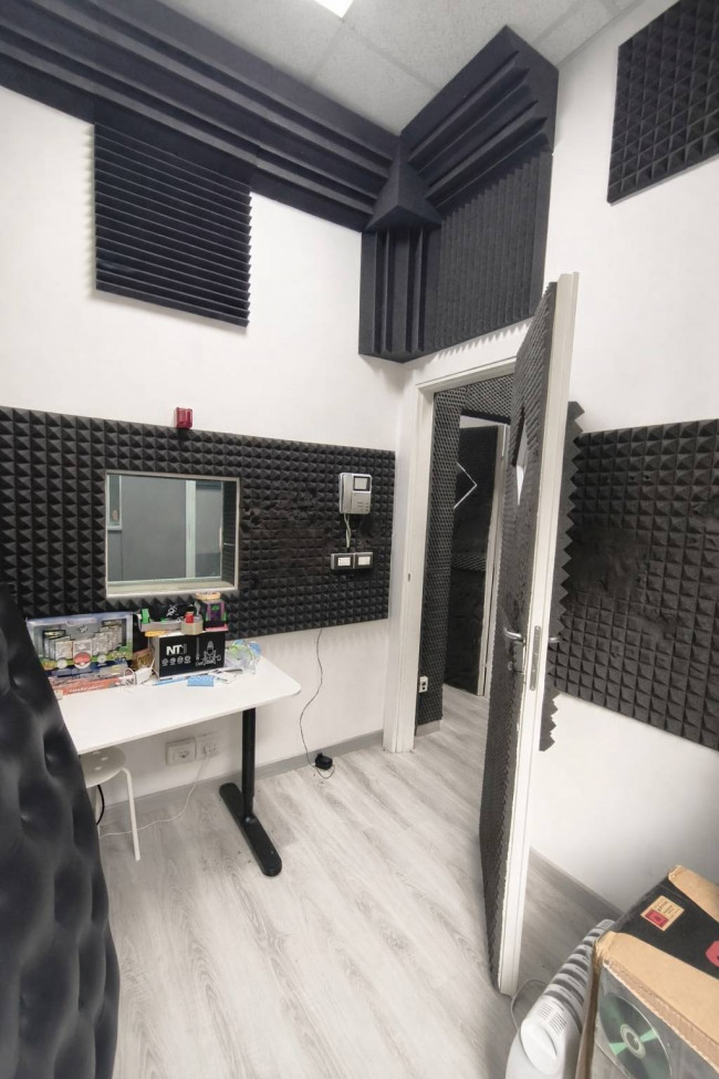 Locale commerciale in vendita a Roma