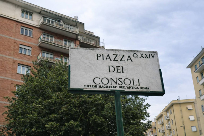 Locale commerciale in vendita a Roma