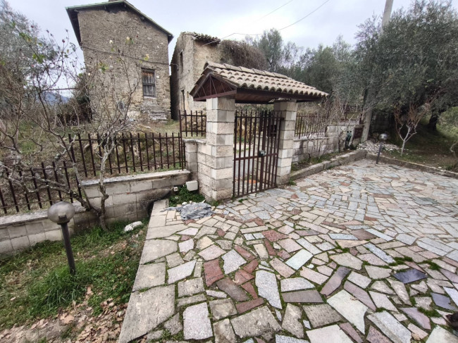 Appartamento in vendita a Agosta