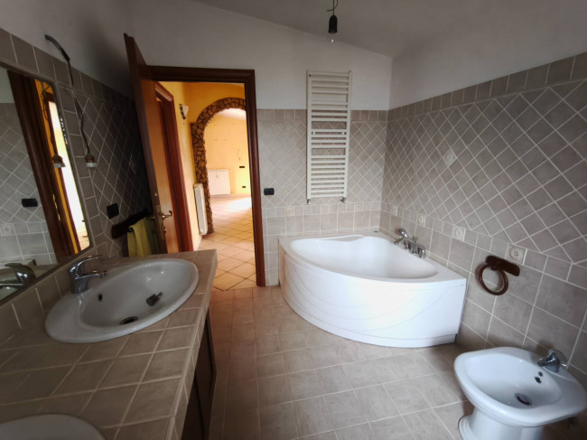 Appartamento in vendita a Agosta