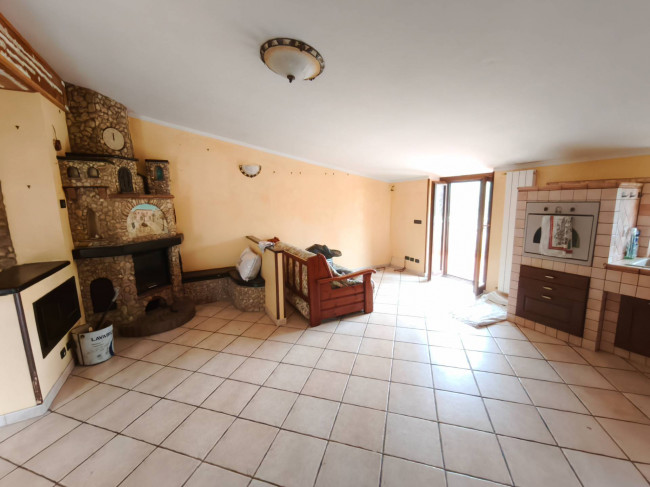 Appartamento in vendita a Agosta