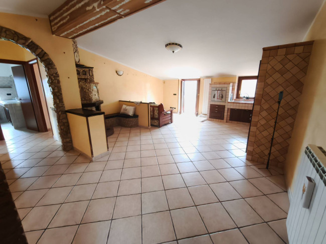 Appartamento in vendita a Agosta