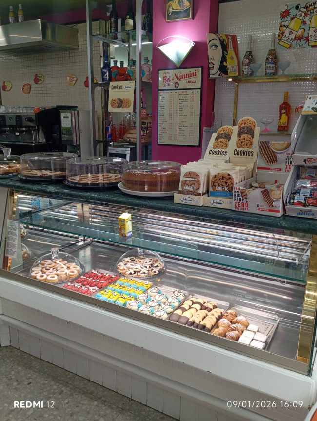 Locale commerciale in vendita a Roma