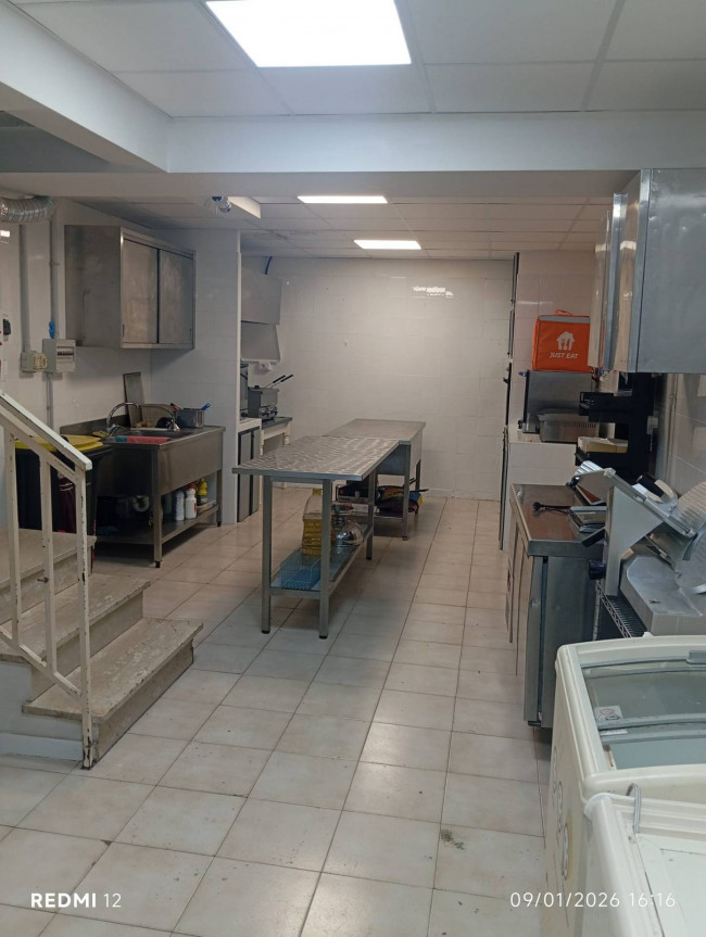 Locale commerciale in vendita a Roma