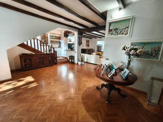 Villa in vendita a Cisterna di Latina