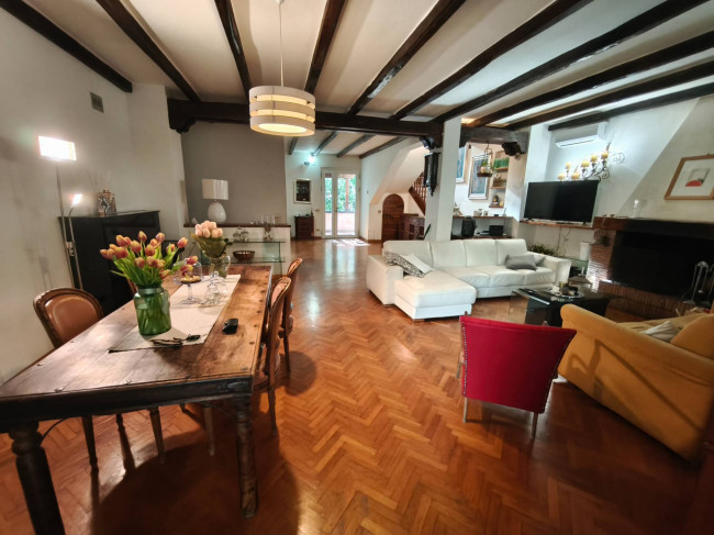 Villa in vendita a Cisterna di Latina