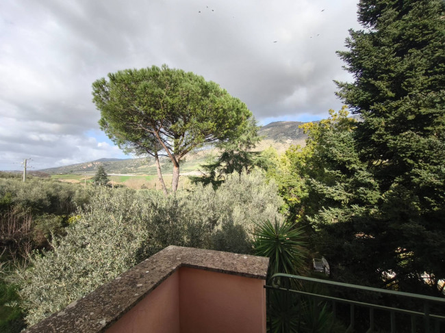 Villa in vendita a Cisterna di Latina