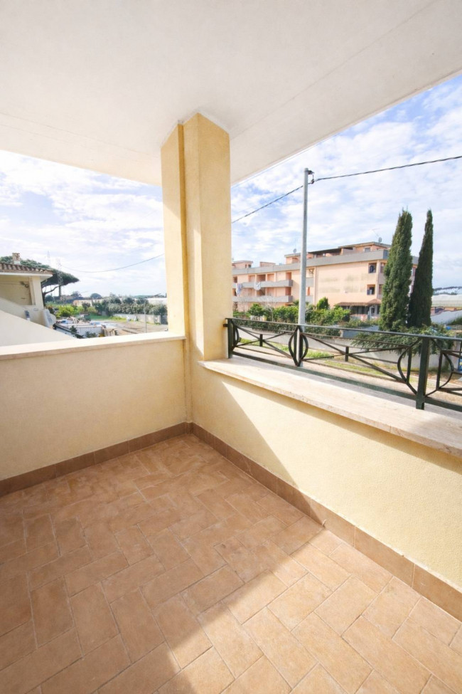 casa indipendente in vendita a Nettuno