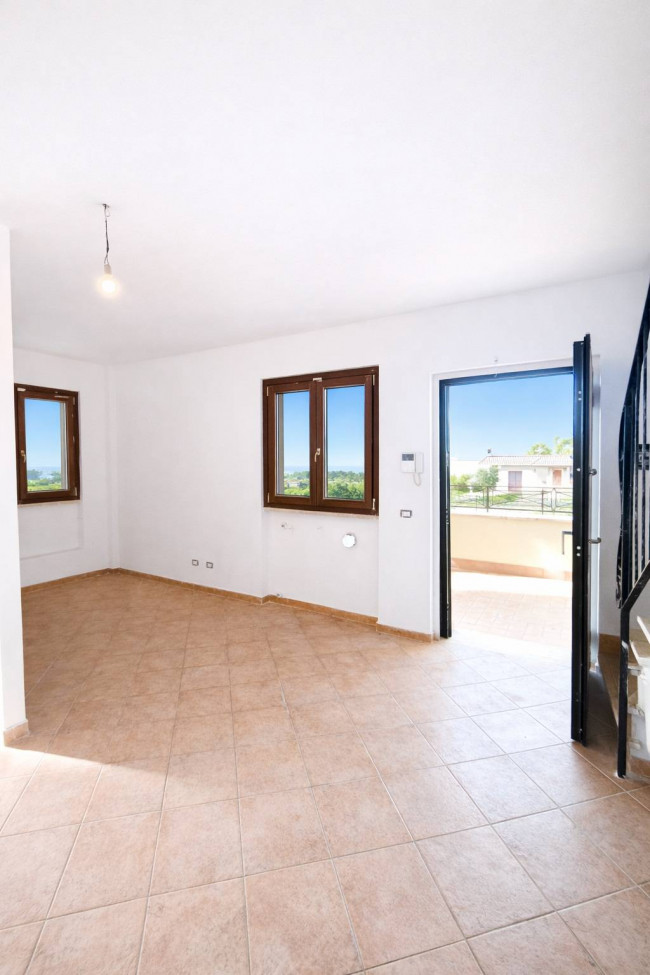 casa indipendente in vendita a Nettuno