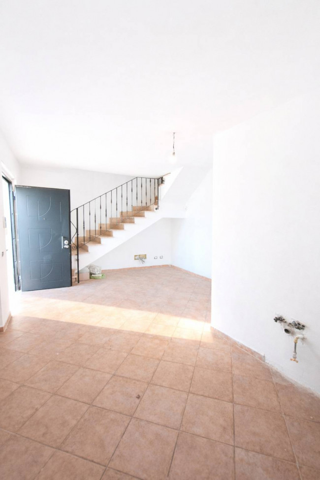 casa indipendente in vendita a Nettuno