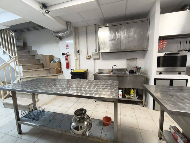 Locale commerciale in vendita a Roma