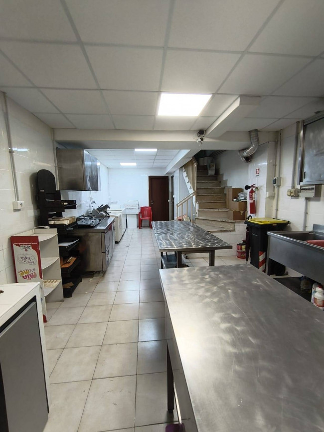 Locale commerciale in vendita a Roma