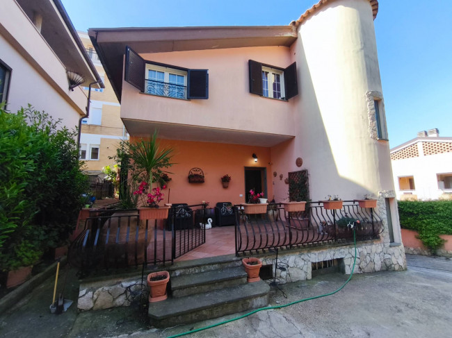 Villa in vendita a Marino