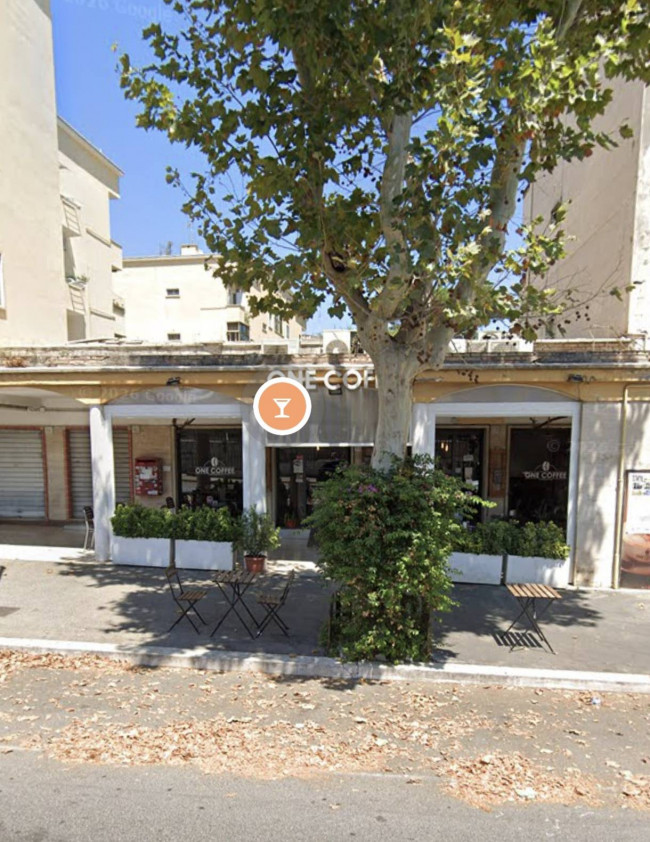 Locale commerciale in vendita a Roma