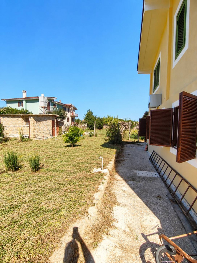 casa indipendente in vendita a Roma