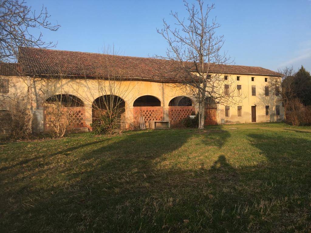 Rustico in vendita a Padova