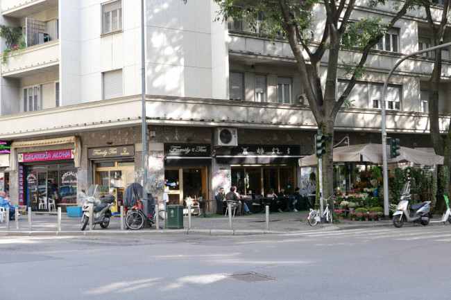 Attività commerciale in vendita a Milano