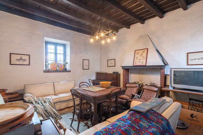 fabbricato in vendita a Castano Primo