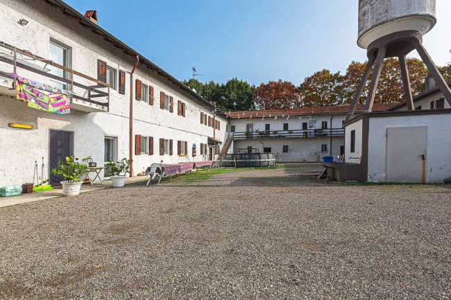 fabbricato in vendita a Castano Primo