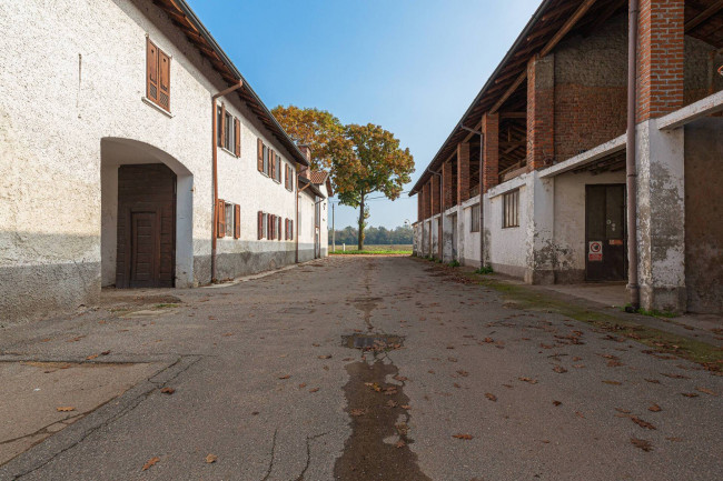 fabbricato in vendita a Castano Primo