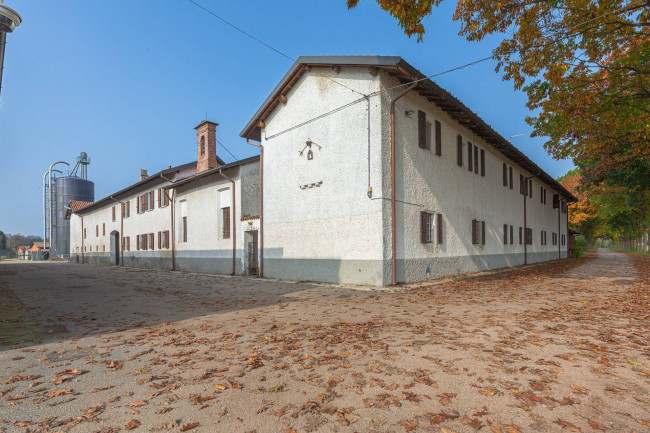 fabbricato in vendita a Castano Primo
