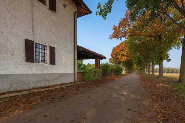 fabbricato in vendita a Castano Primo