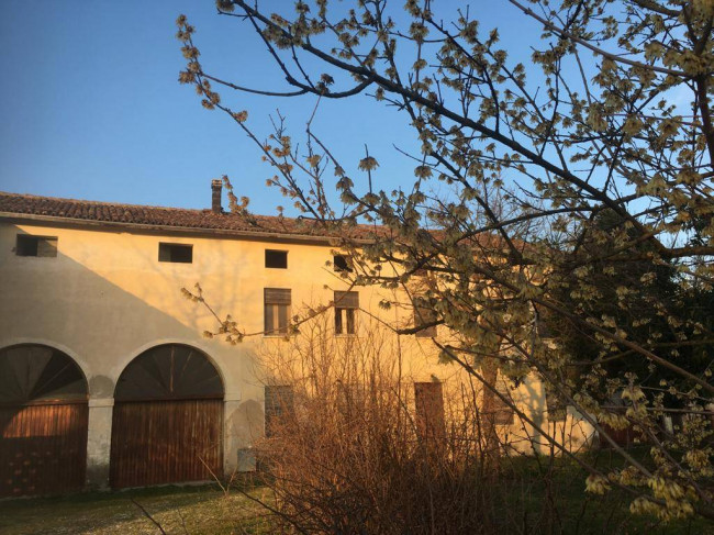 Rustico in vendita a Padova