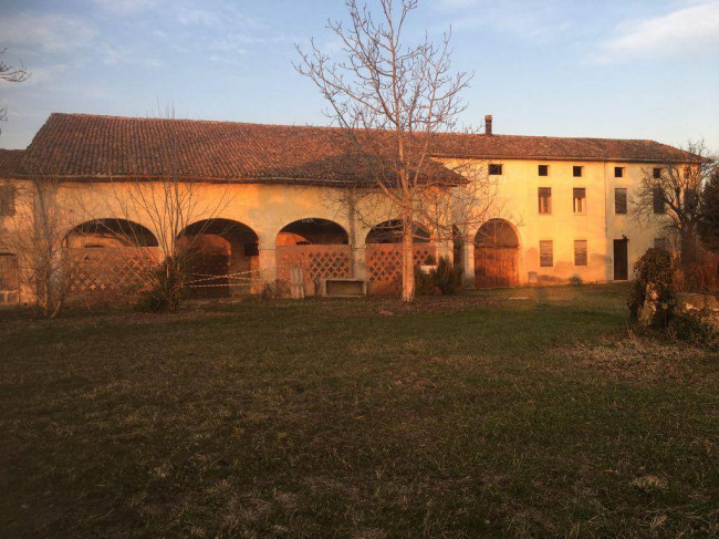 Rustico in vendita a Padova