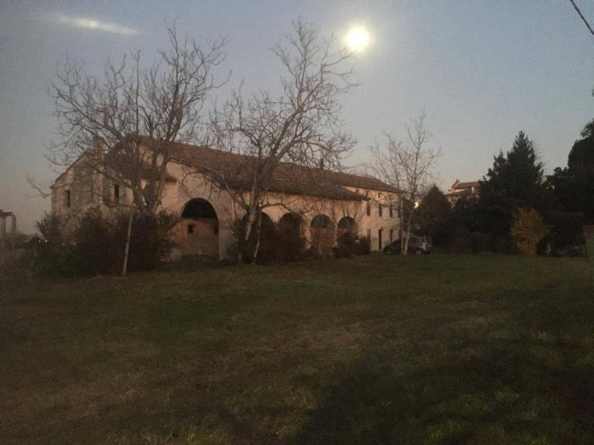 Rustico in vendita a Padova