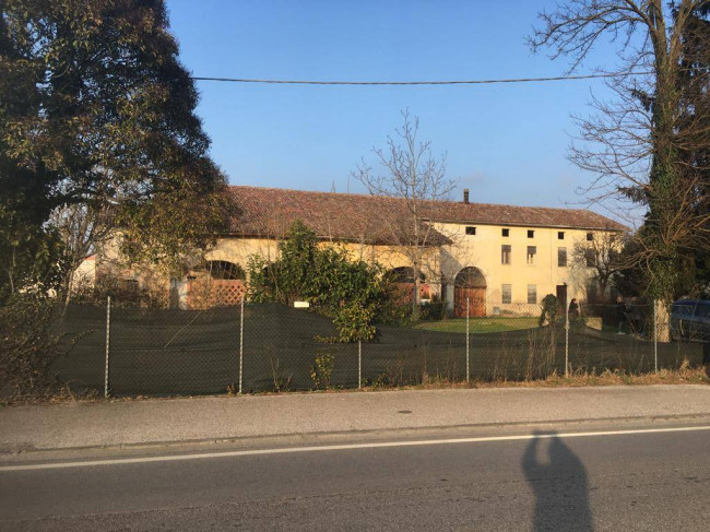 Rustico in vendita a Padova
