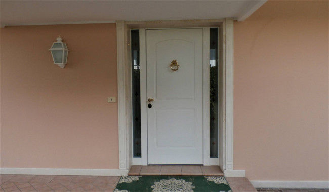 Villa in vendita a Selvazzano Dentro