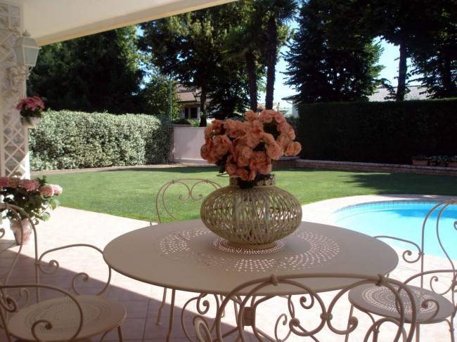 Villa in vendita a Selvazzano Dentro