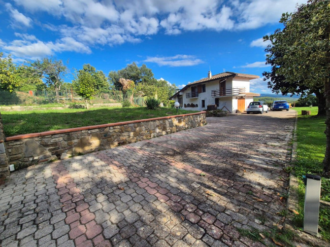 Villa in vendita a Subbiano