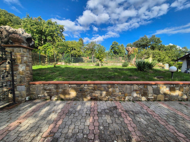 Villa in vendita a Subbiano