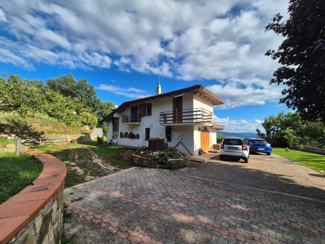 Villa in vendita a Subbiano