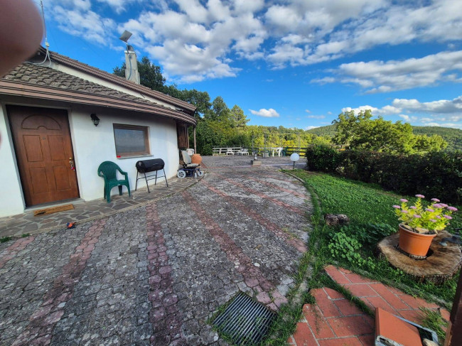 Villa in vendita a Subbiano