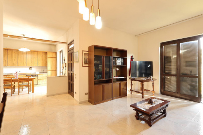 Villa in vendita a Arconate