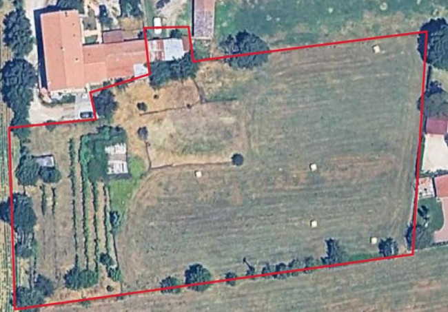 fabbricato in vendita a Foiano della Chiana