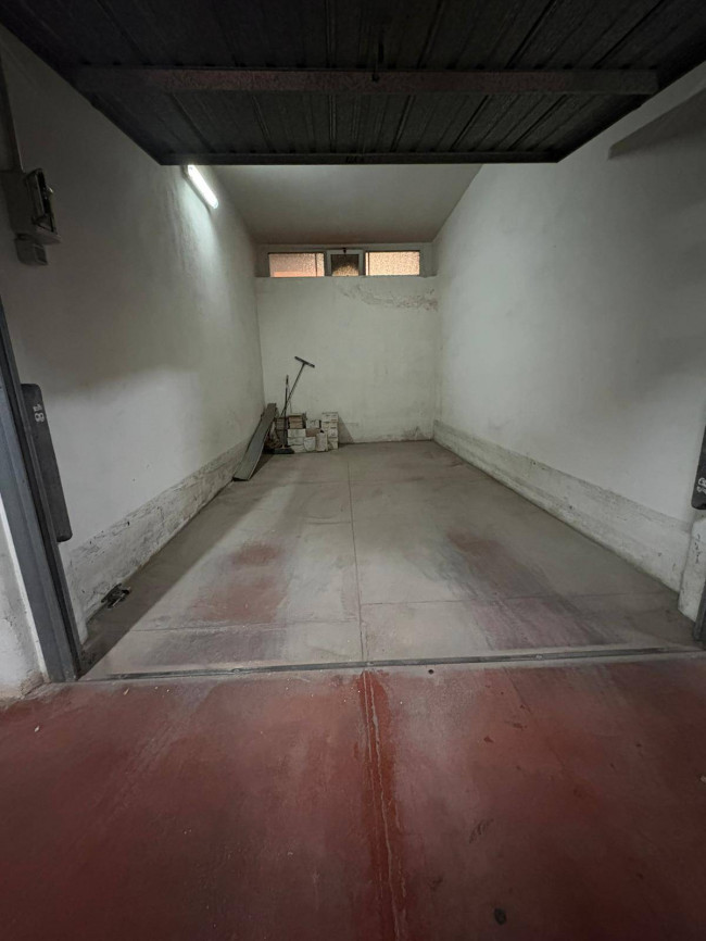 Box o garage in vendita a Taranto