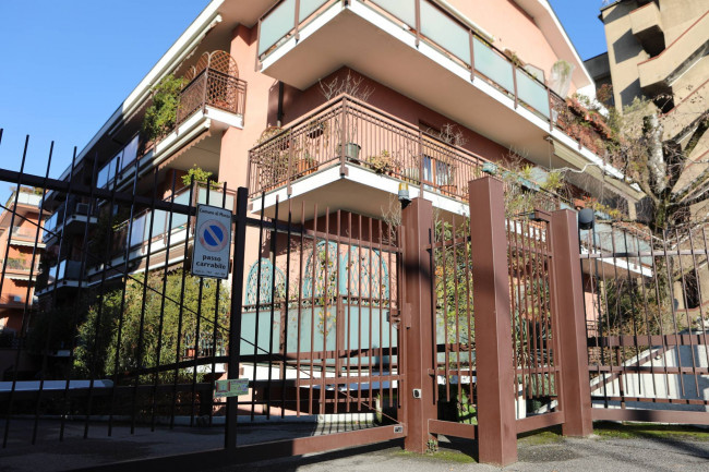 Appartamento in vendita a Monza