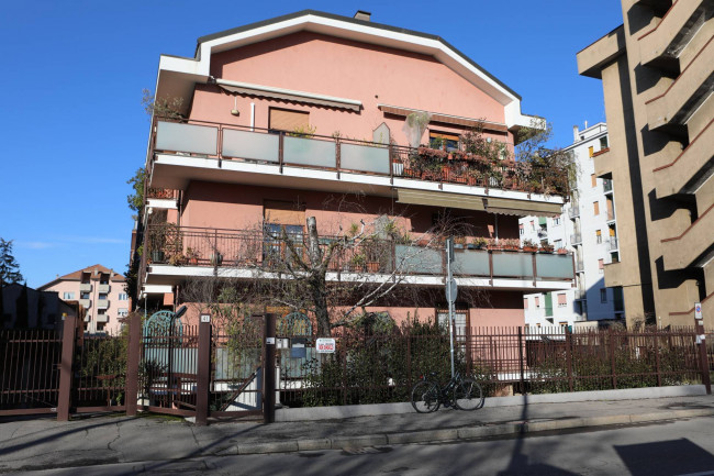 Appartamento in vendita a Monza